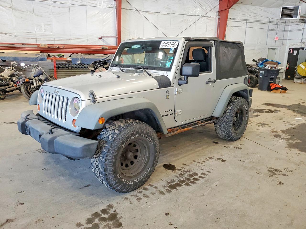 2011 JEEP WRANGLER — фото 1