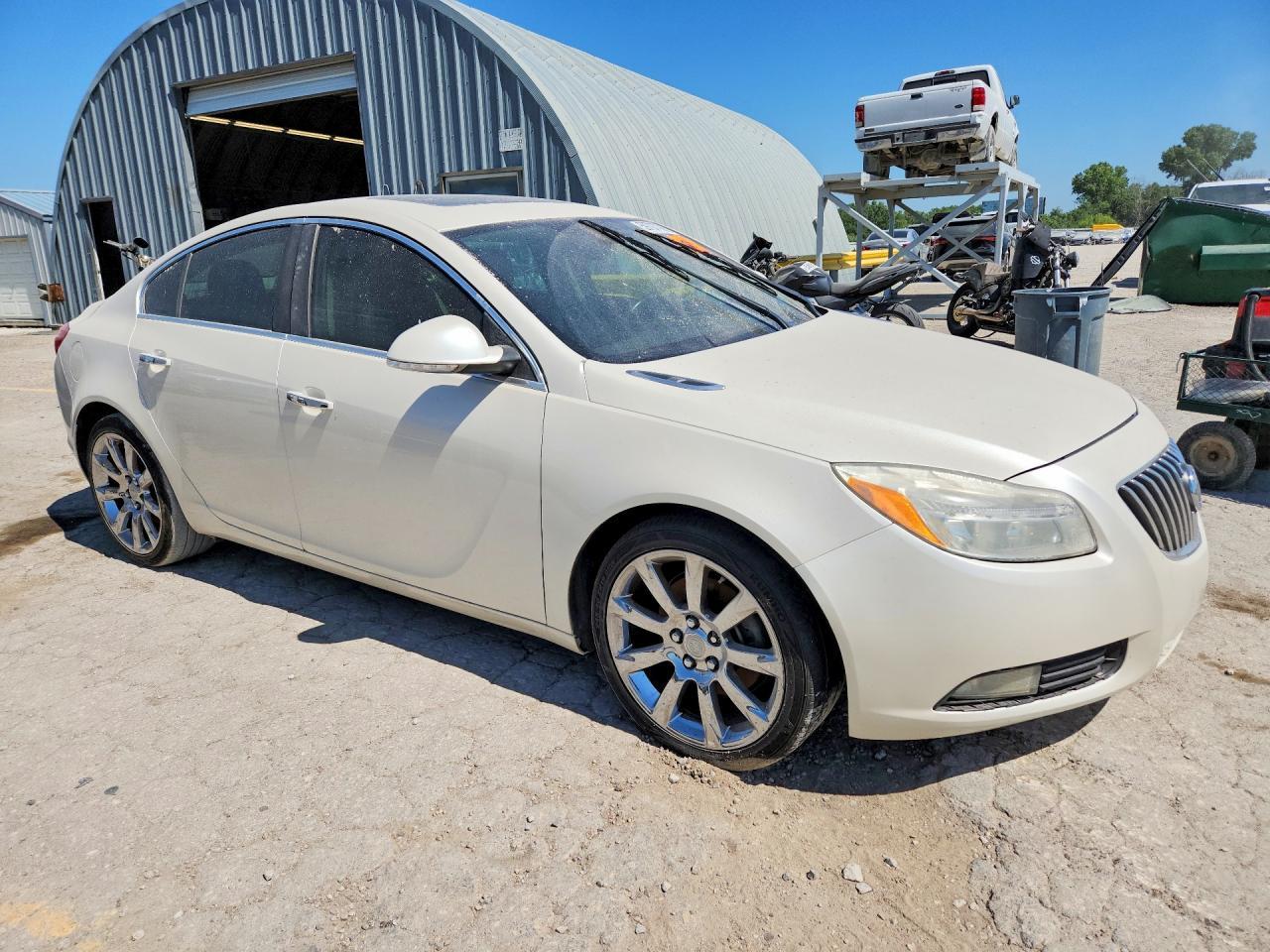 2012 BUICK REGAL — фото 4