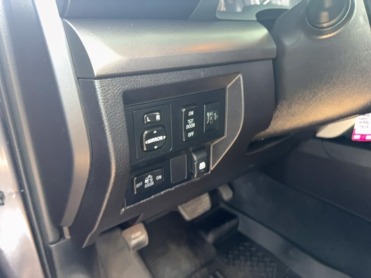 2016 TOYOTA TUNDRA — фото 11
