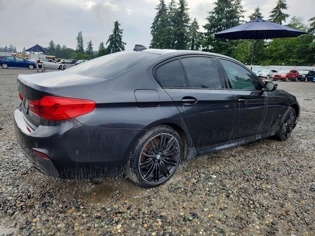 2020 BMW 5 SERIES — фото 3