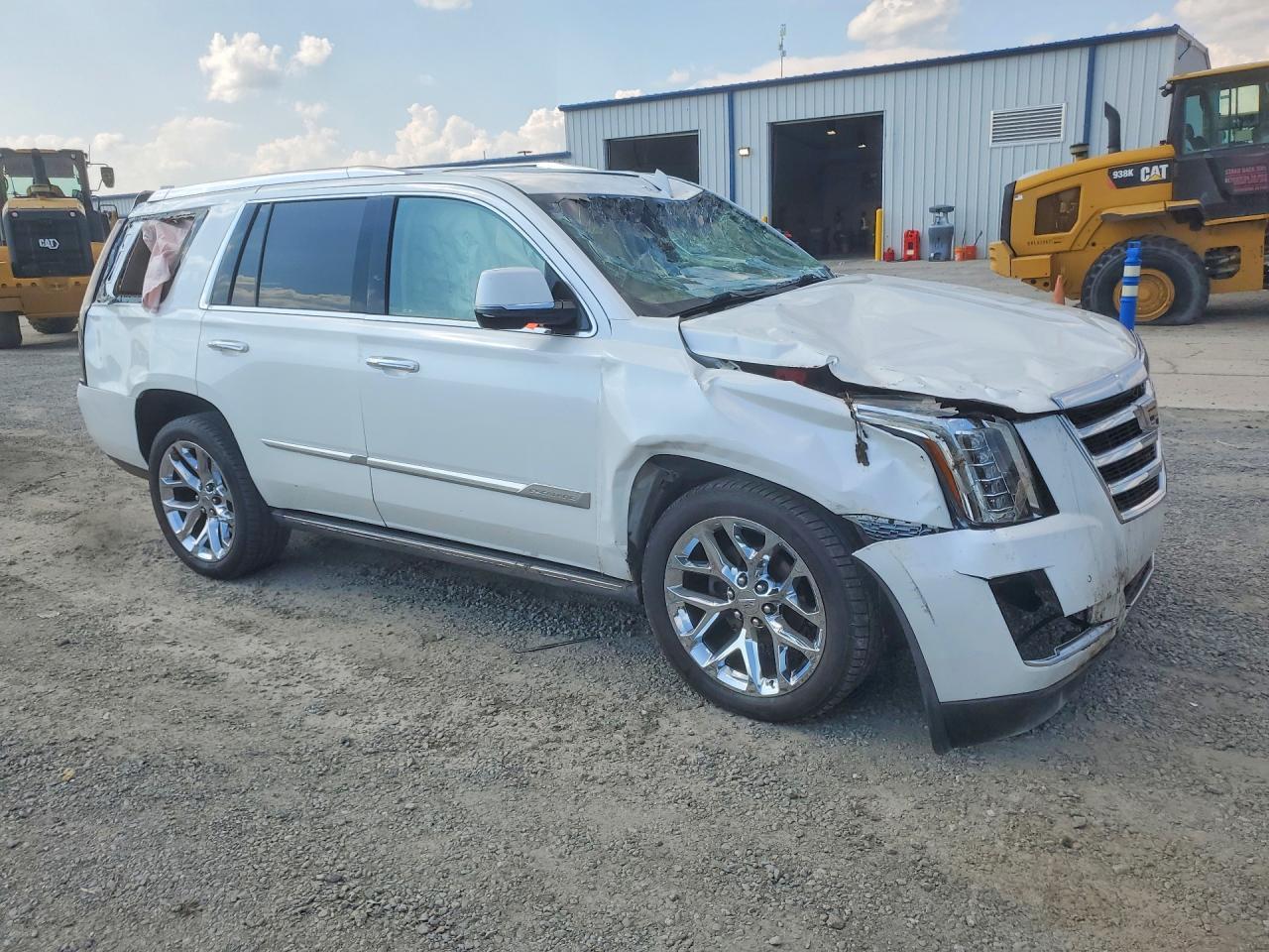 2016 CADILLAC ESCALADE — фото 4
