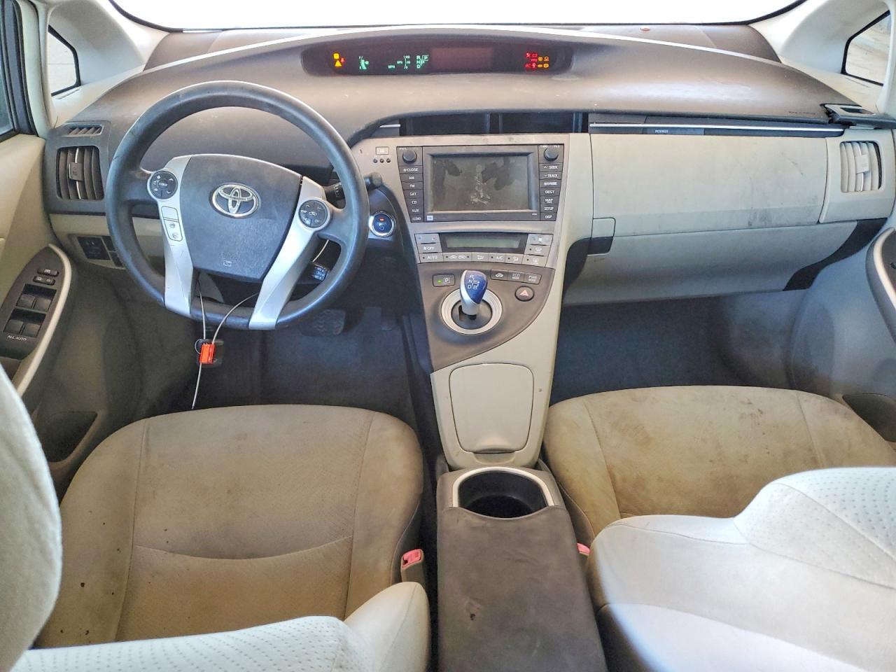 2014 TOYOTA PRIUS — фото 8