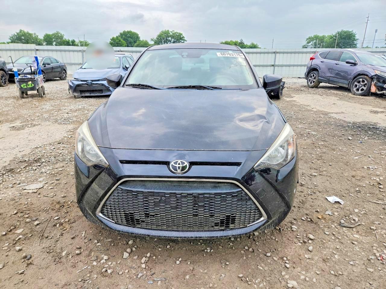 2019 TOYOTA YARIS — фото 5
