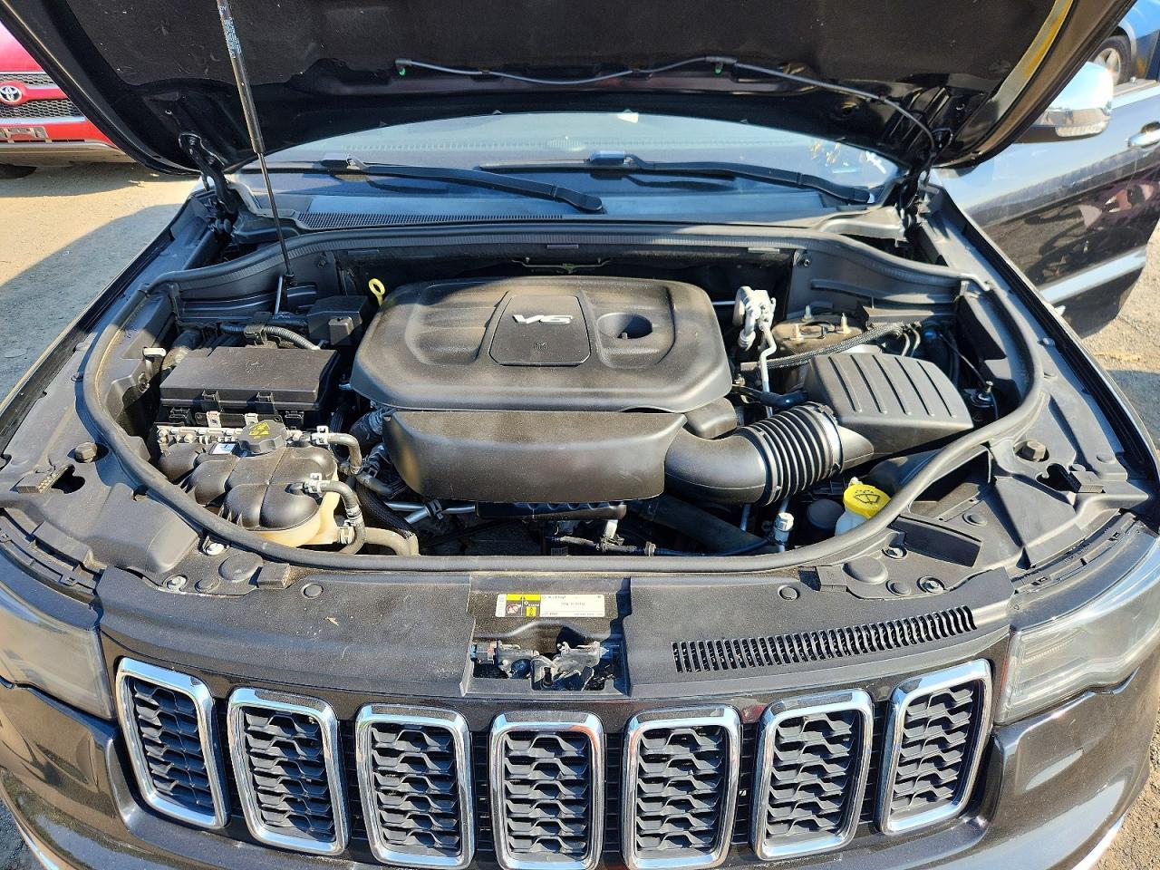 2017 JEEP GRAND CHEROKEE — фото 12
