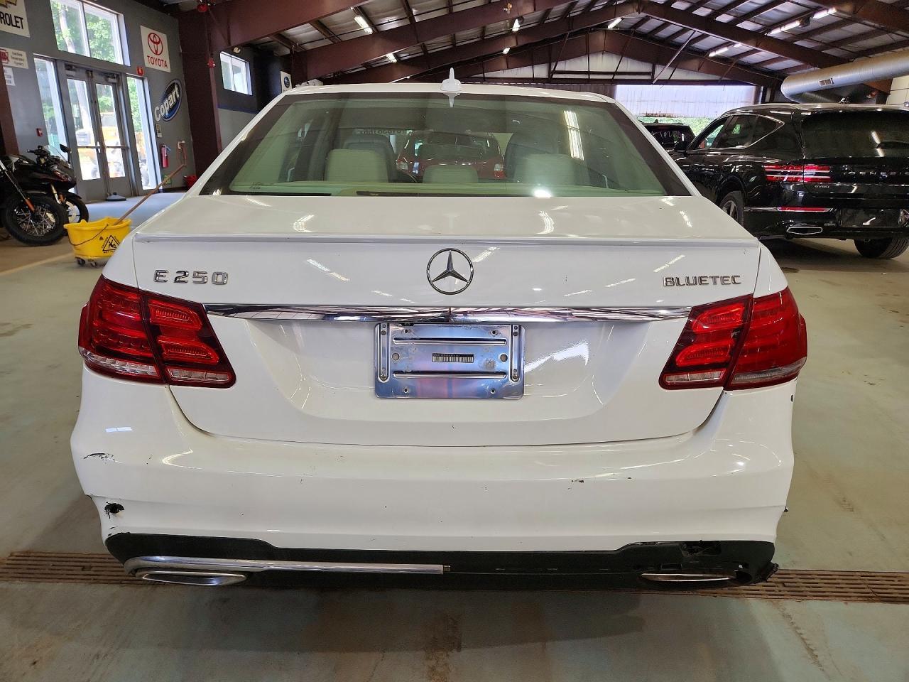 2014 MERCEDES-BENZ E-CLASS — фото 6