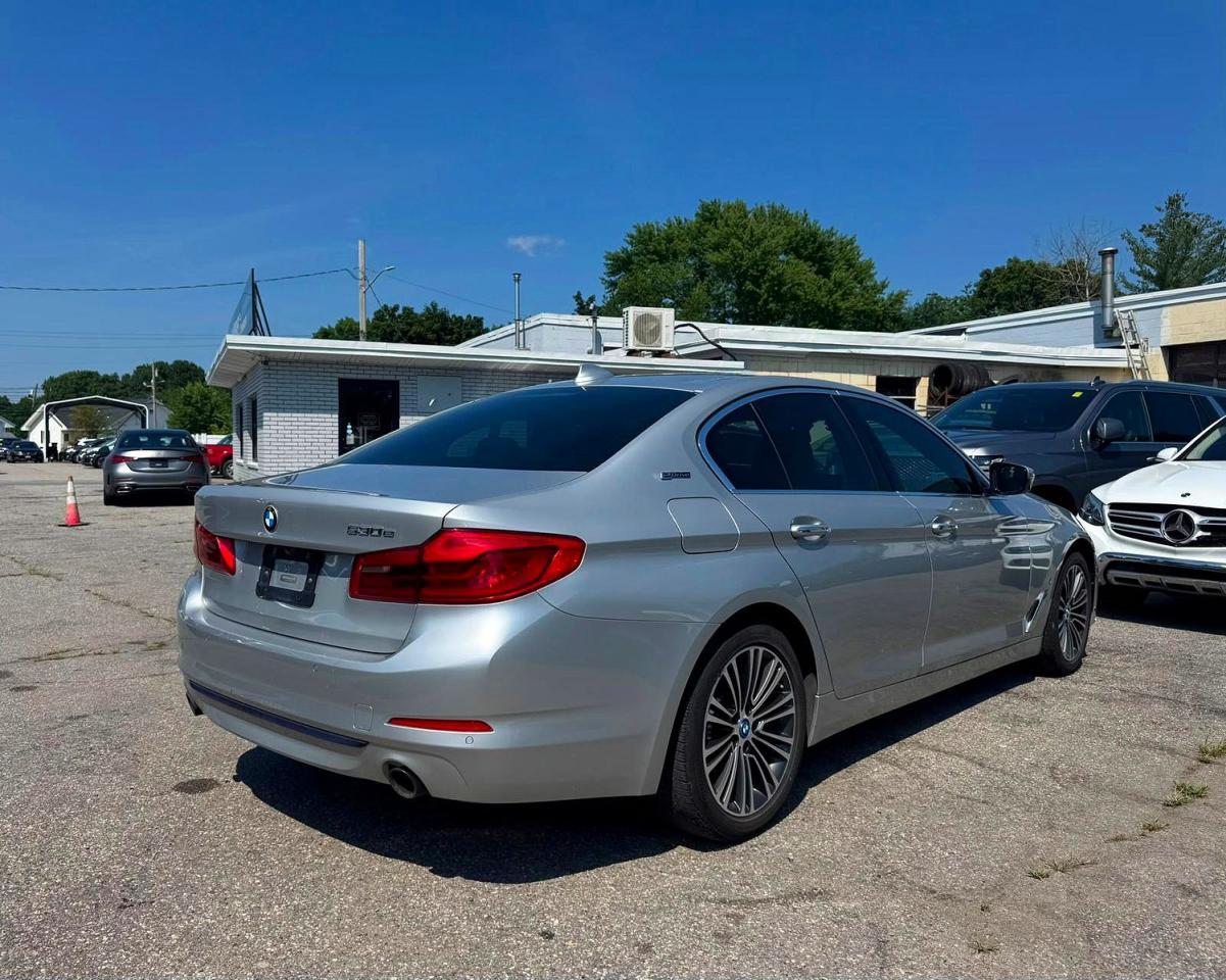2018 BMW 5 SERIES — фото 4