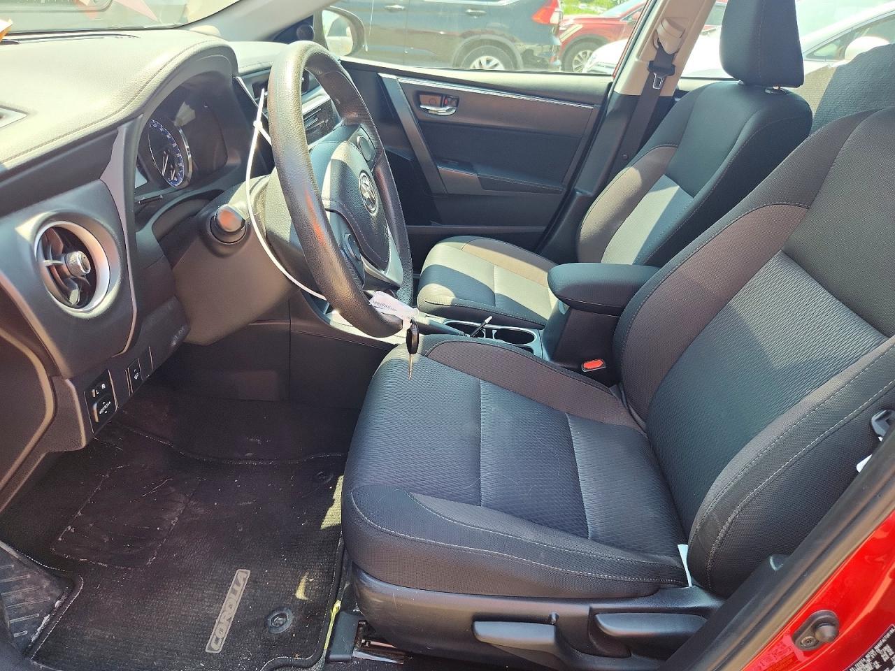 2019 TOYOTA COROLLA — фото 7