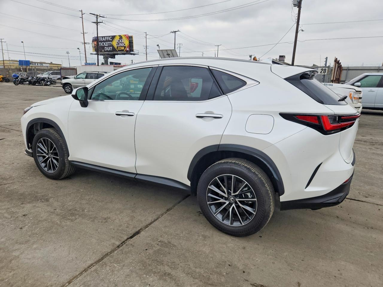 2024 LEXUS NX 350H — фото 2