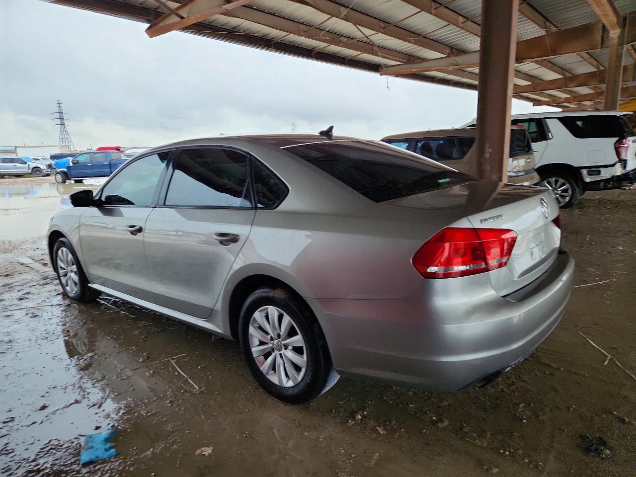 2014 VOLKSWAGEN PASSAT — фото 2