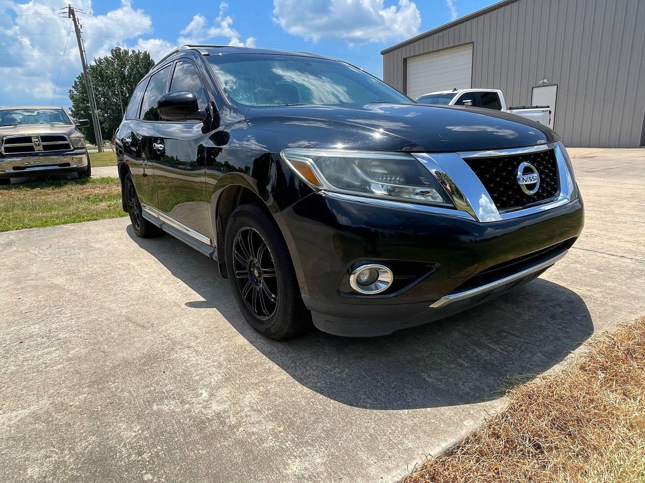 2015 NISSAN PATHFINDER — фото 1