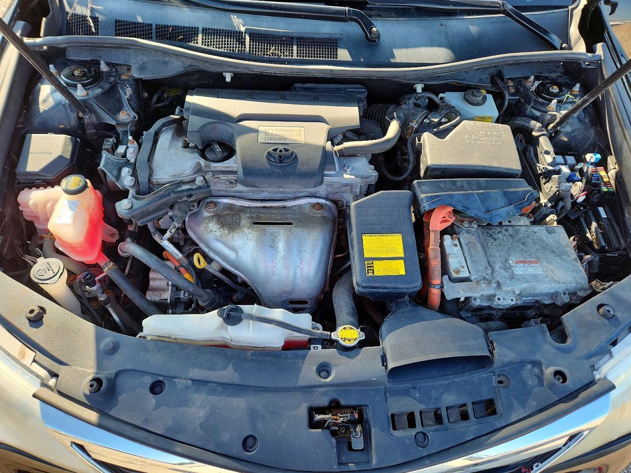 2012 TOYOTA CAMRY HYBRID — фото 11