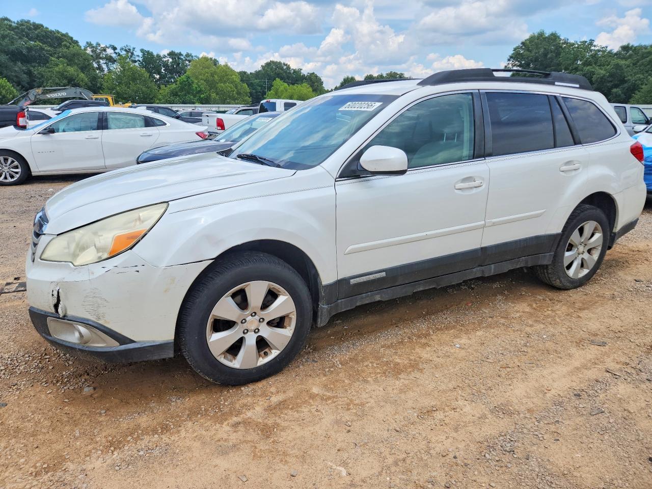 2011 SUBARU OUTBACK — фото 1
