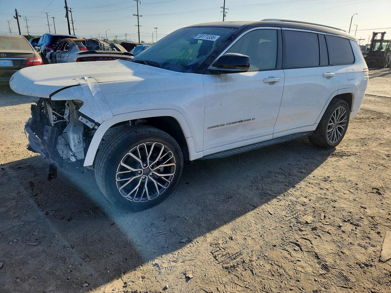 2022 JEEP GRAND CHEROKEE — фото 1