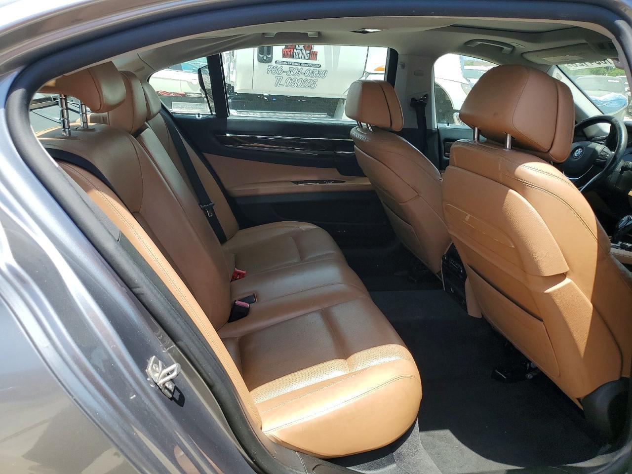 2013 BMW 7 SERIES — фото 10