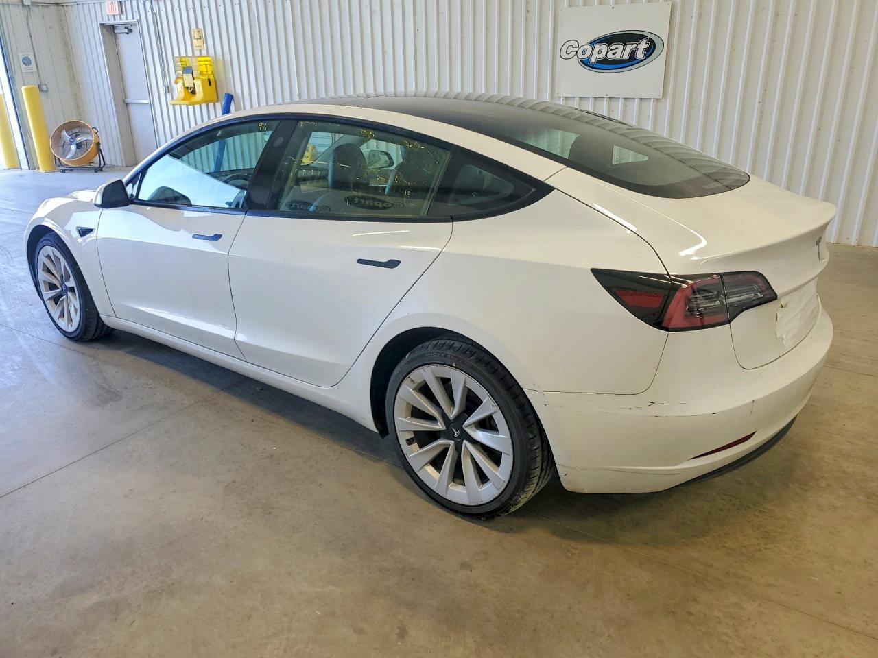 2023 TESLA MODEL 3 — фото 2