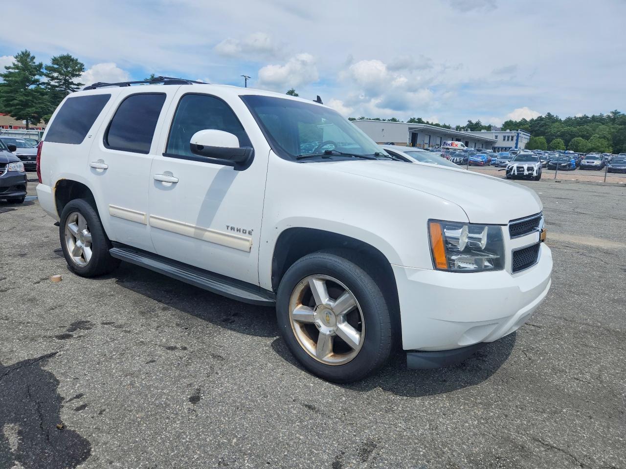 2014 CHEVROLET TAHOE — фото 4