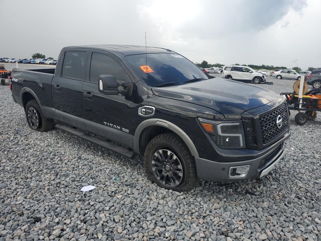NISSAN TITAN