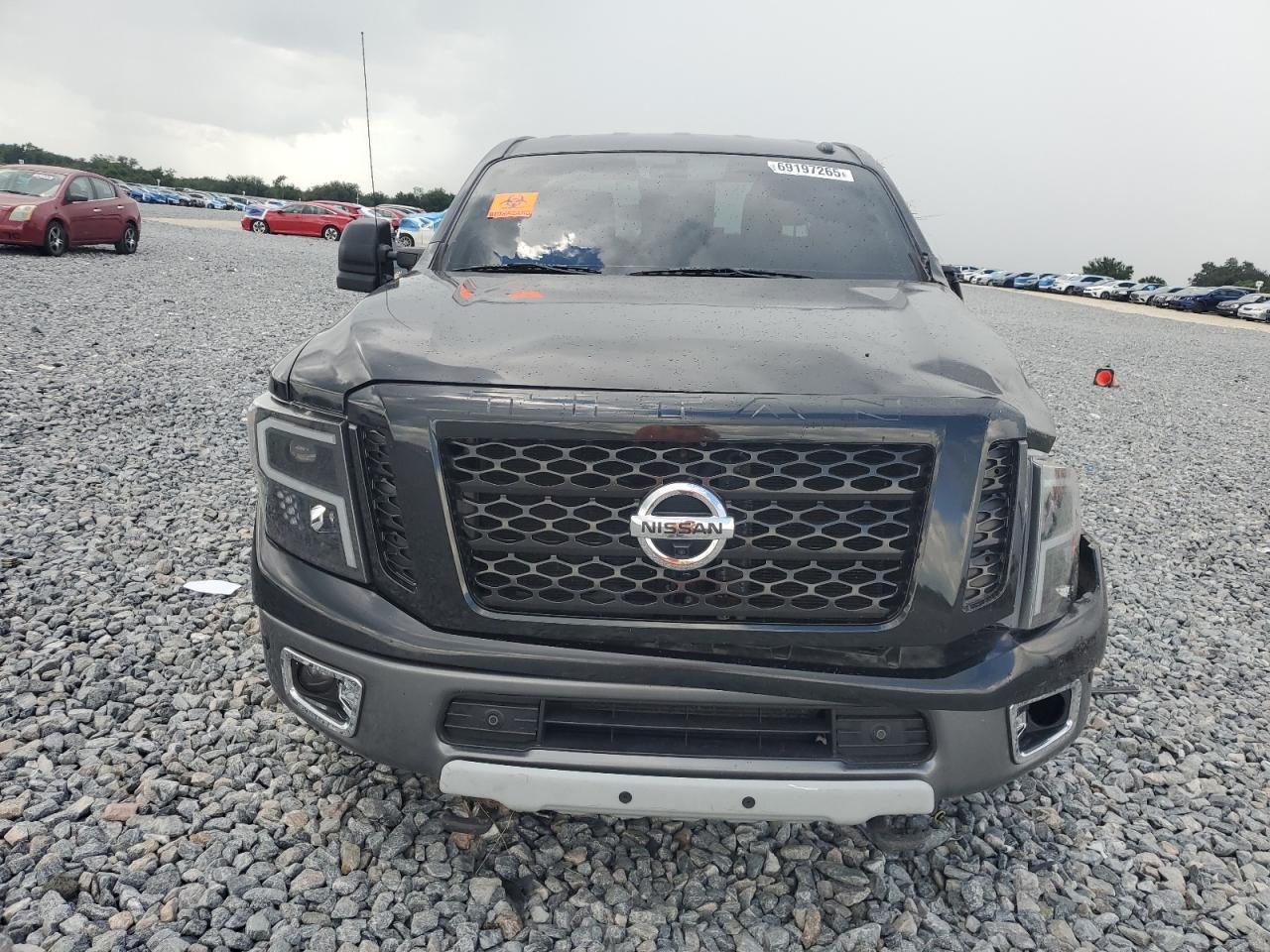 NISSAN TITAN