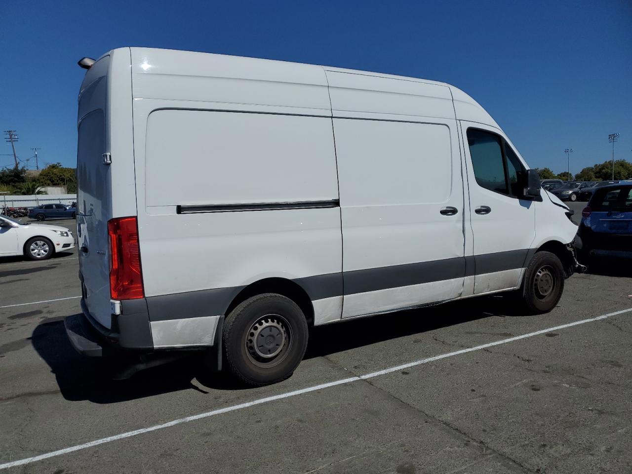 MERCEDES-BENZ SPRINTER