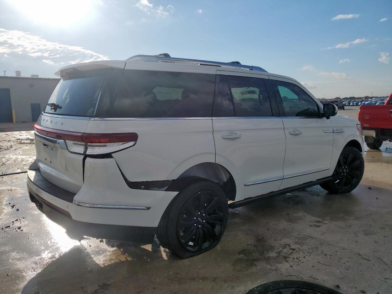 LINCOLN NAVIGATOR
