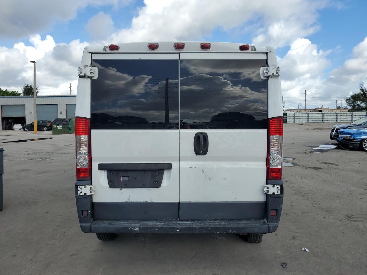 2017 RAM PROMASTER 1500 — фото 6