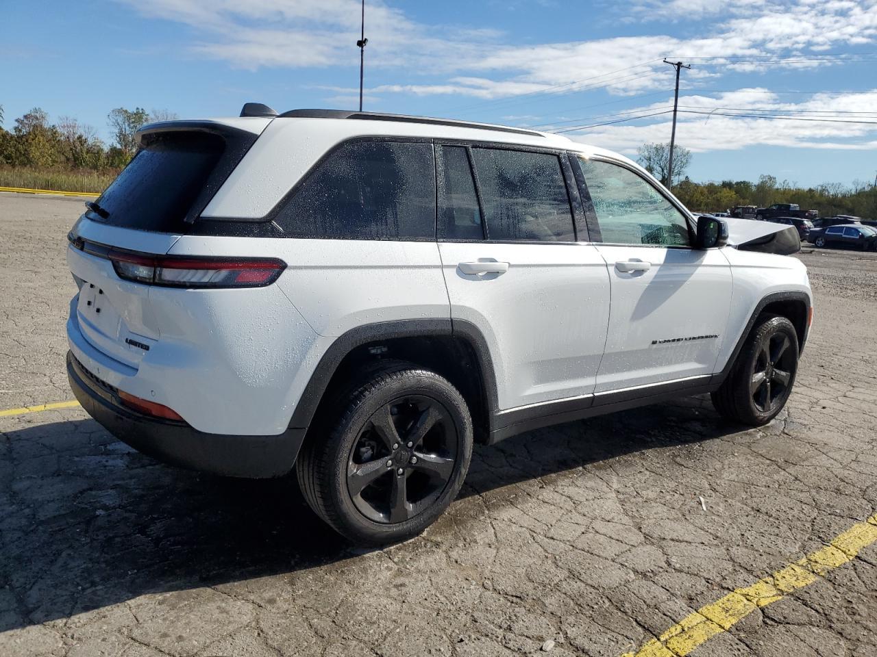 2024 JEEP GRAND CHEROKEE — фото 3