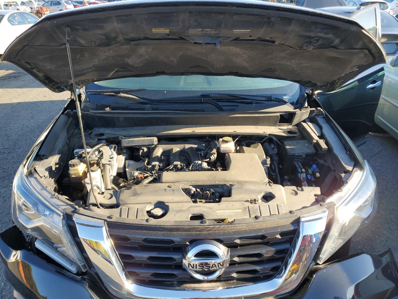 NISSAN PATHFINDER