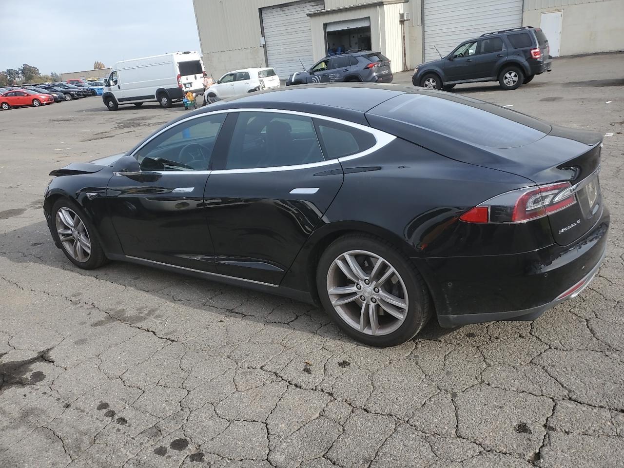 TESLA MODEL S
