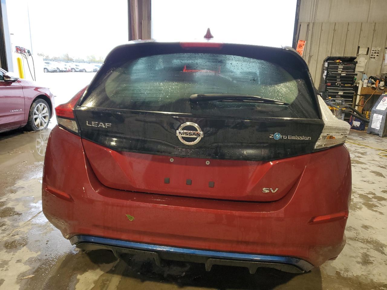 NISSAN LEAF