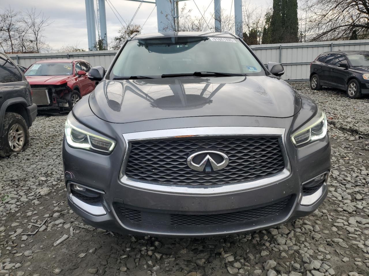 2017 INFINITI QX60 — фото 5