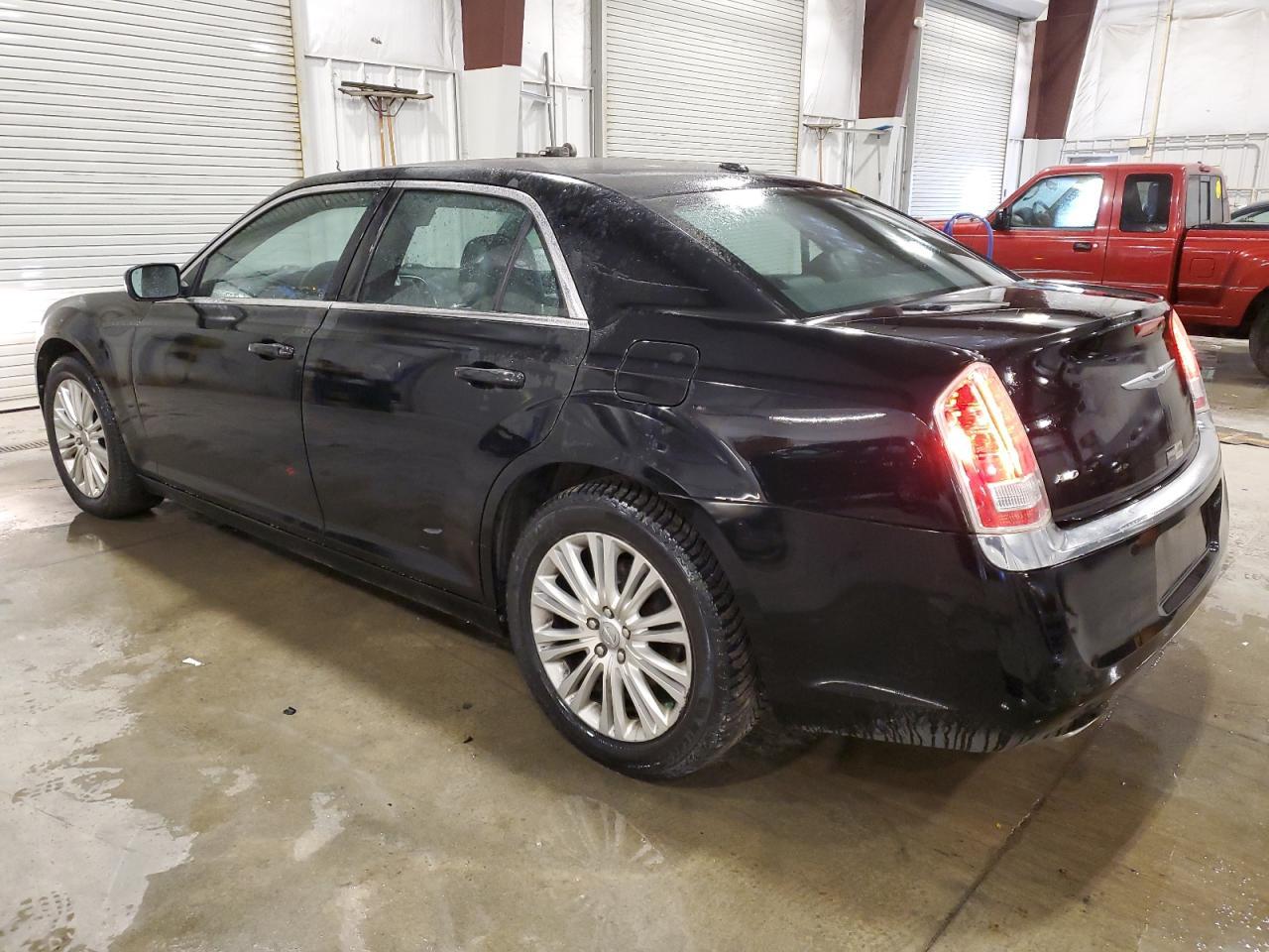 2014 CHRYSLER 300 — фото 2