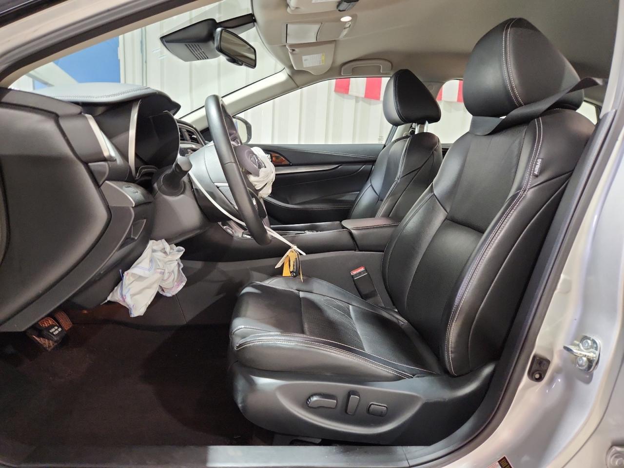 NISSAN MAXIMA