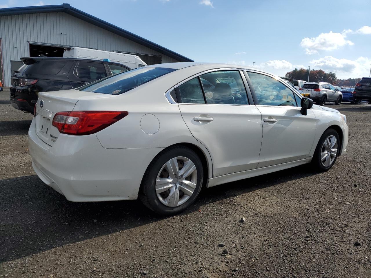 2016 SUBARU LEGACY — фото 3