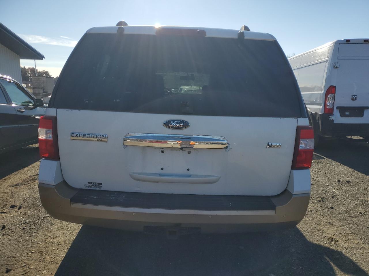 FORD EXPEDITION