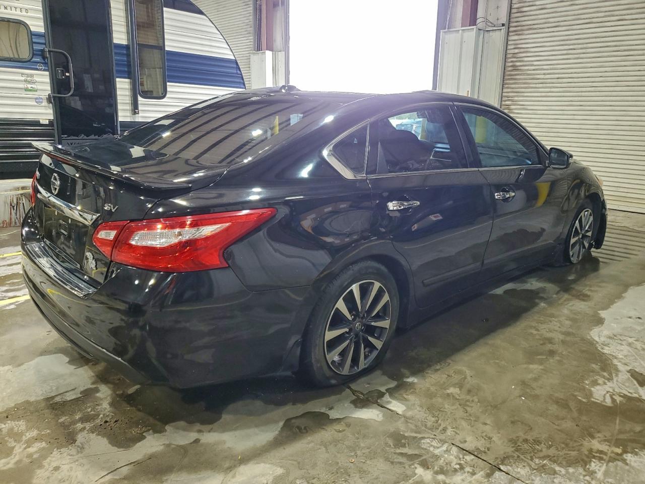 2017 NISSAN ALTIMA — фото 3
