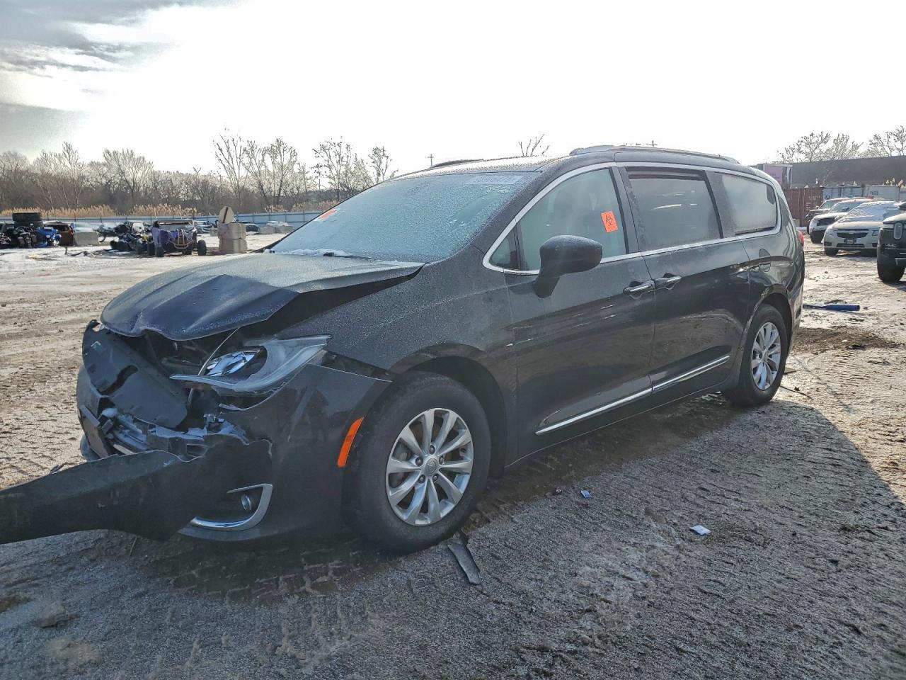 2019 CHRYSLER PACIFICA — фото 1