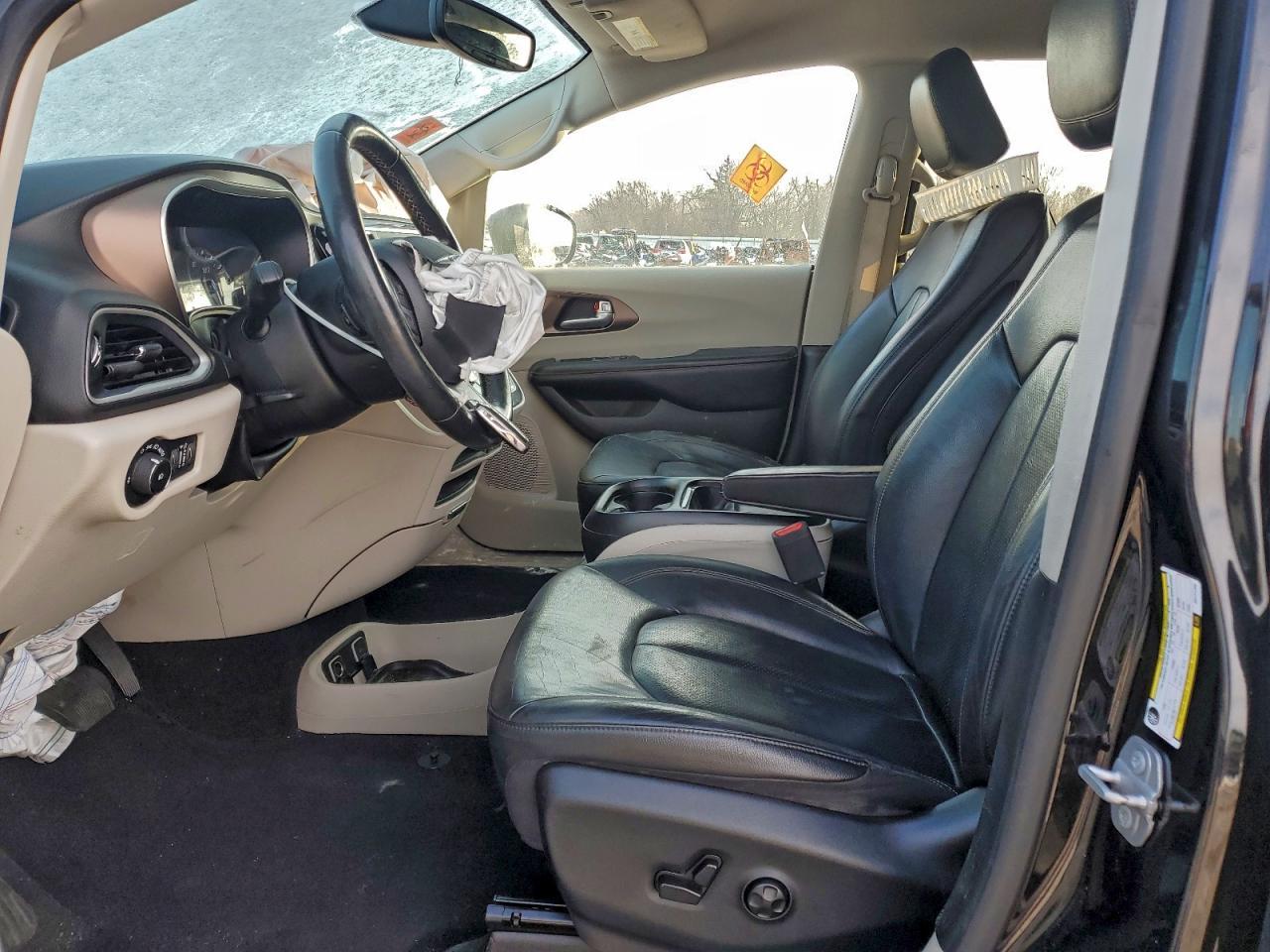 2019 CHRYSLER PACIFICA — фото 7