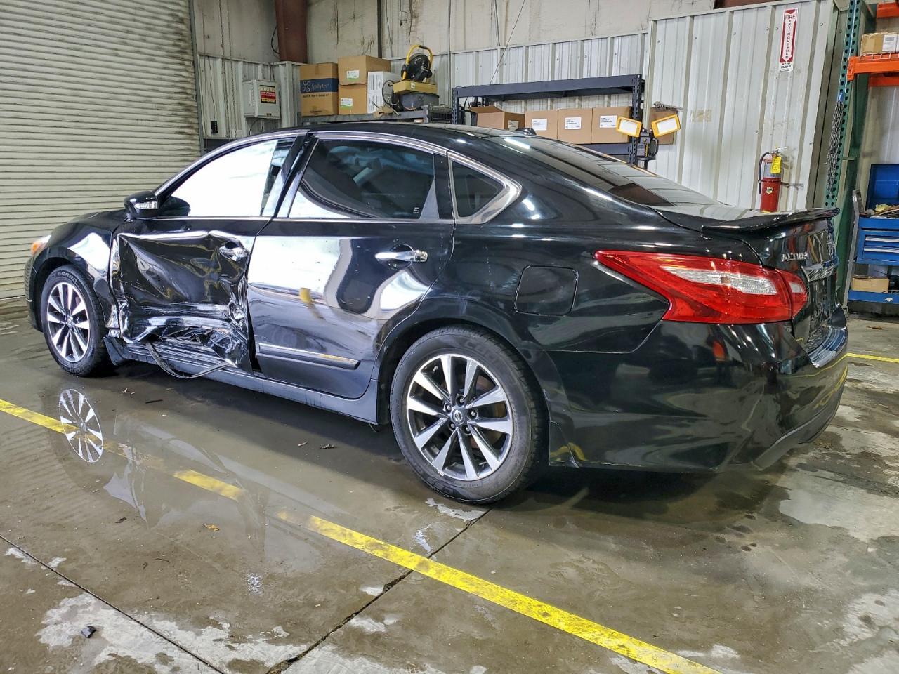 2017 NISSAN ALTIMA — фото 2