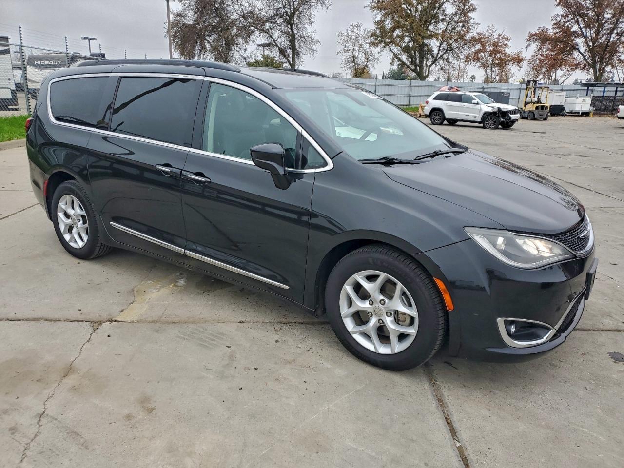 2017 CHRYSLER PACIFICA — фото 4