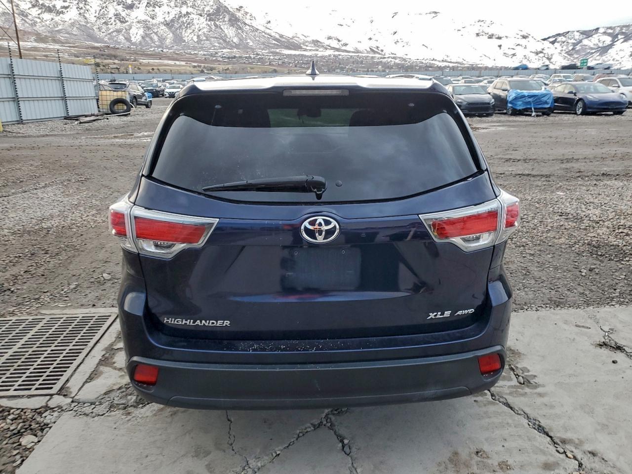 2016 TOYOTA HIGHLANDER — фото 6