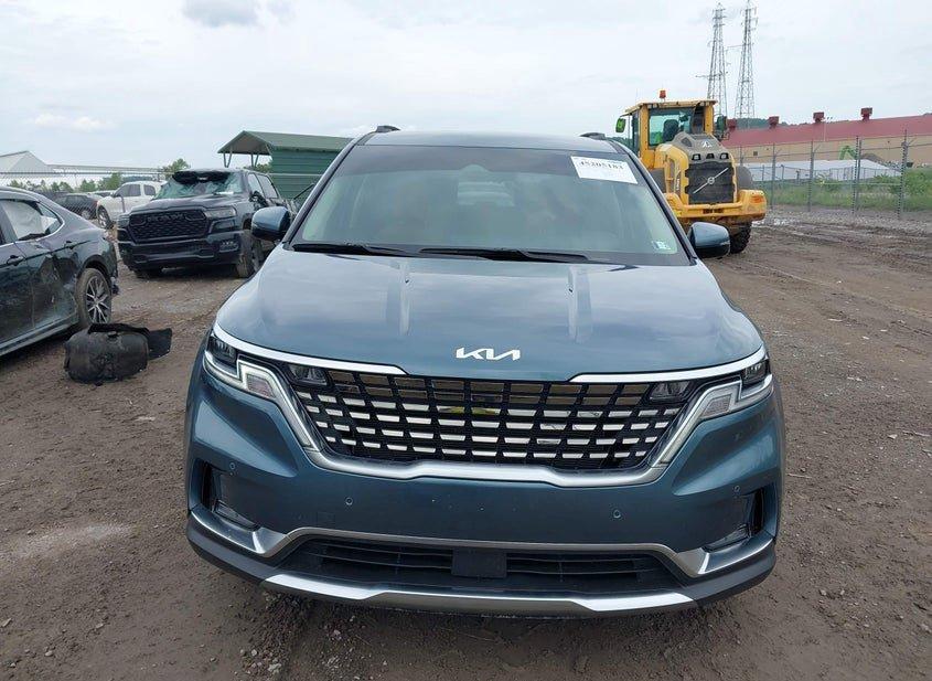 Kia Carnival Mpv