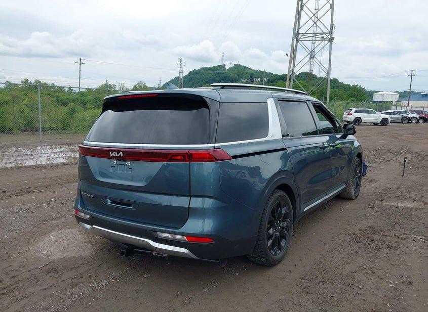 Kia Carnival Mpv