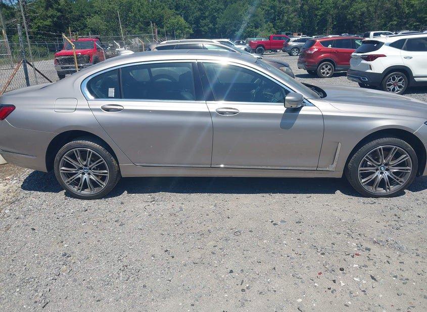 BMW 740I