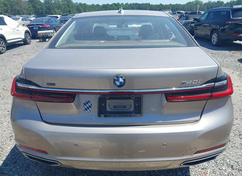 BMW 740I