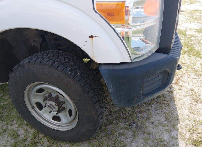 Ford F-350 Chassis