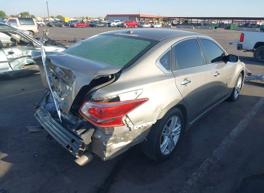 Nissan Altima