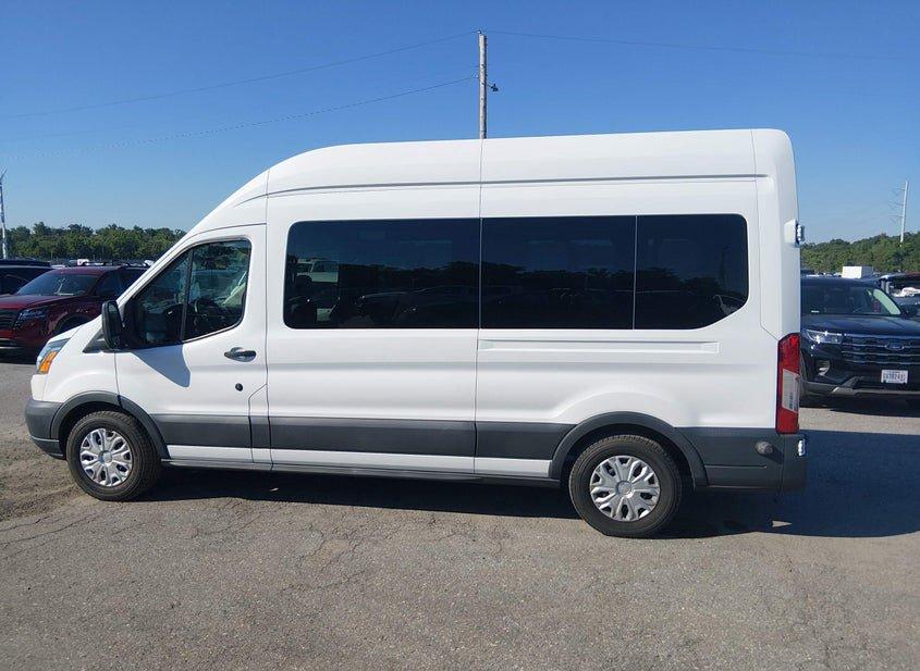 Ford Transit-350