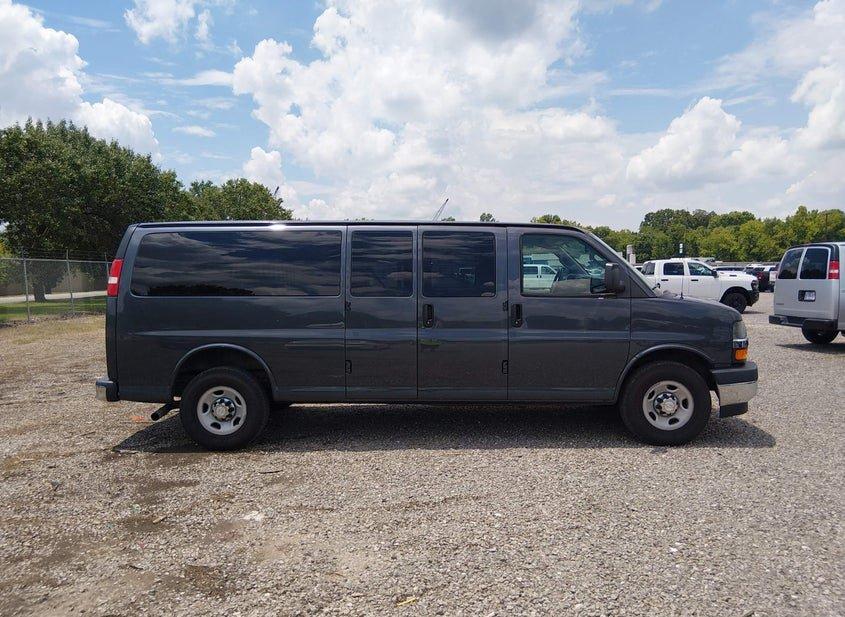 Chevrolet Express 3500