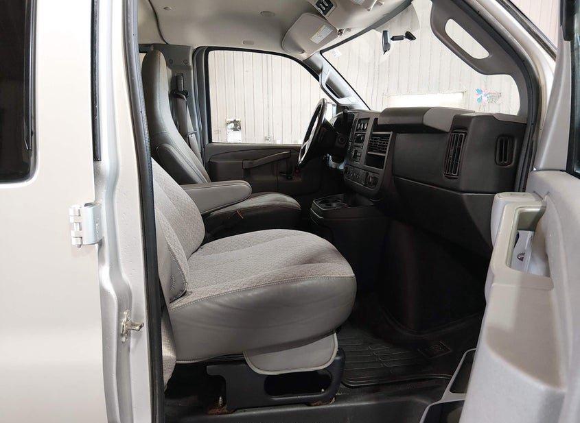 Chevrolet Express 2500