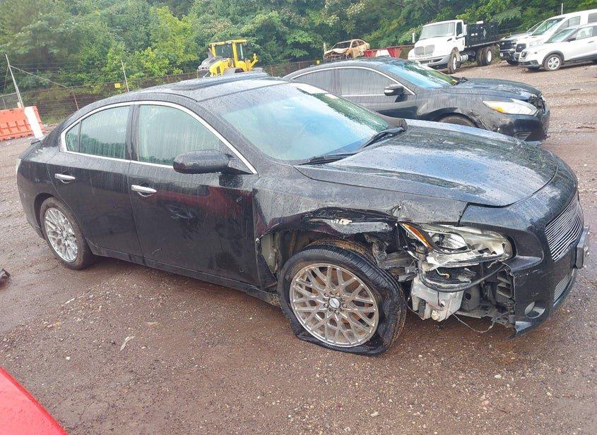 Nissan Maxima